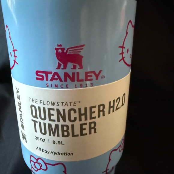 New 30oz Stanley Quencher H2.0 Tumbler - Blue Laser Engraved Hello Kitty - Picture 5 of 8